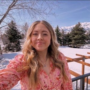 Meet your Posher, Kylee